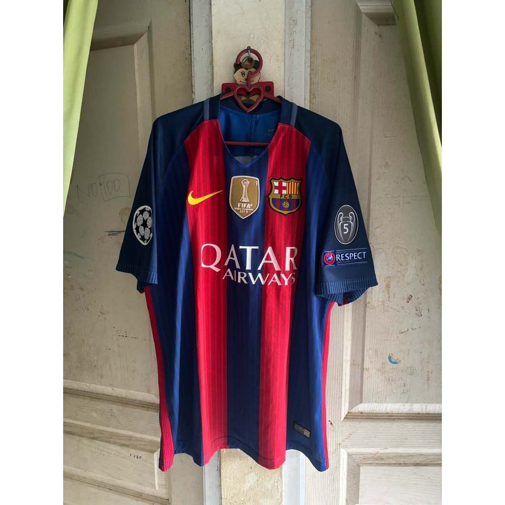 Jersey Barcelona home 2016/2017 Grade Ori Nameset L. Suarez Full Patch Copa Champions Leangue 2016/2