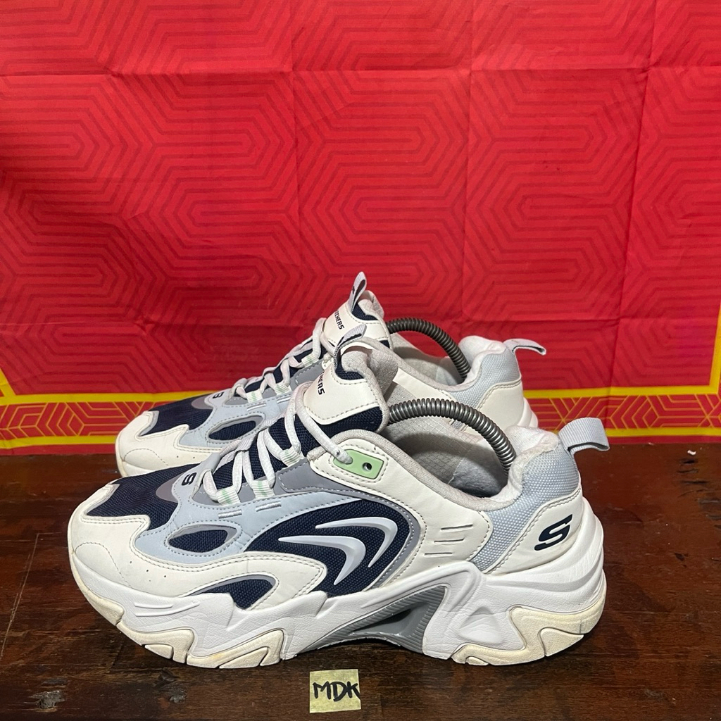 Sepatu Skechers Sport Stamina V3 size 41
