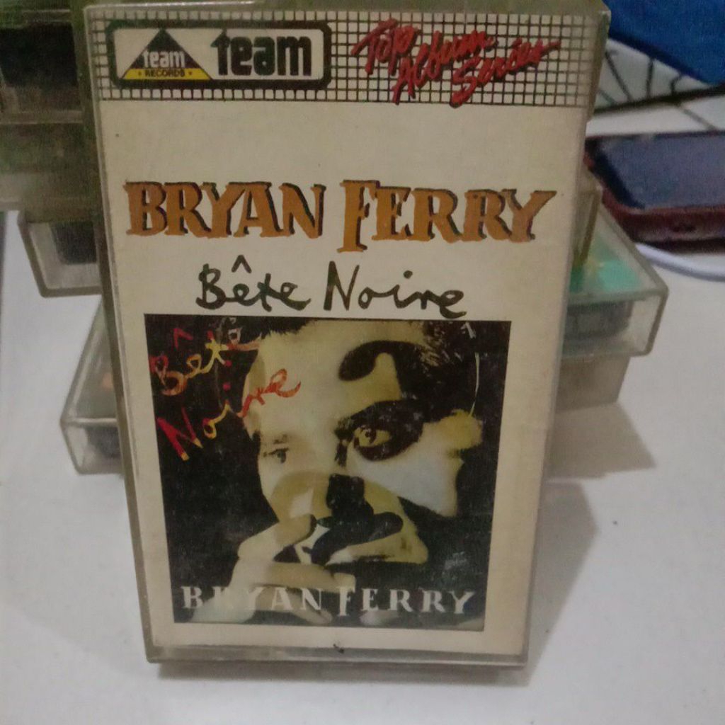 KASET PITA BRYAN FERRY BETE NOIRE