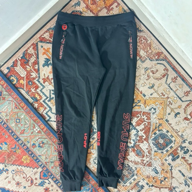 CELANA JOGGER AAPE HITAM