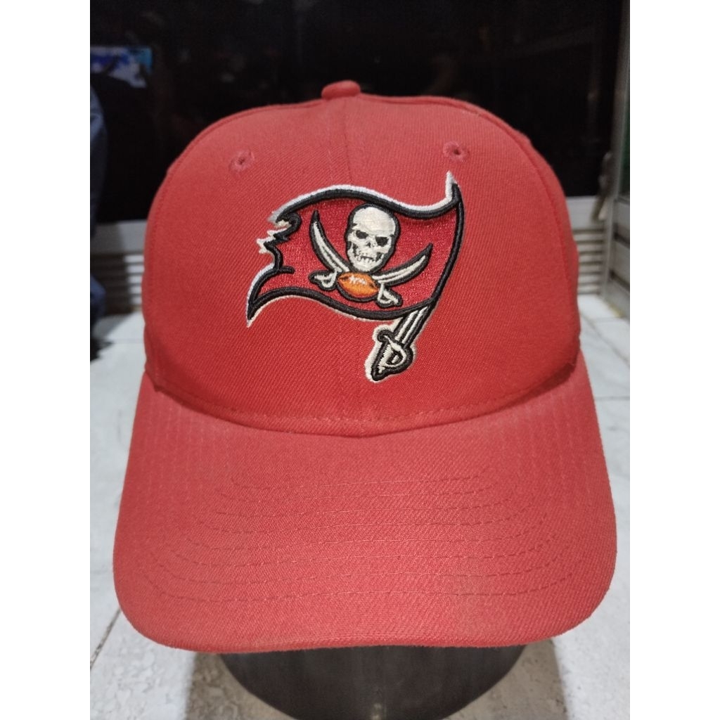 Topi New Era 9FORTY Tampa Bay Buccaneers NFL Red Snapback Second Vintage