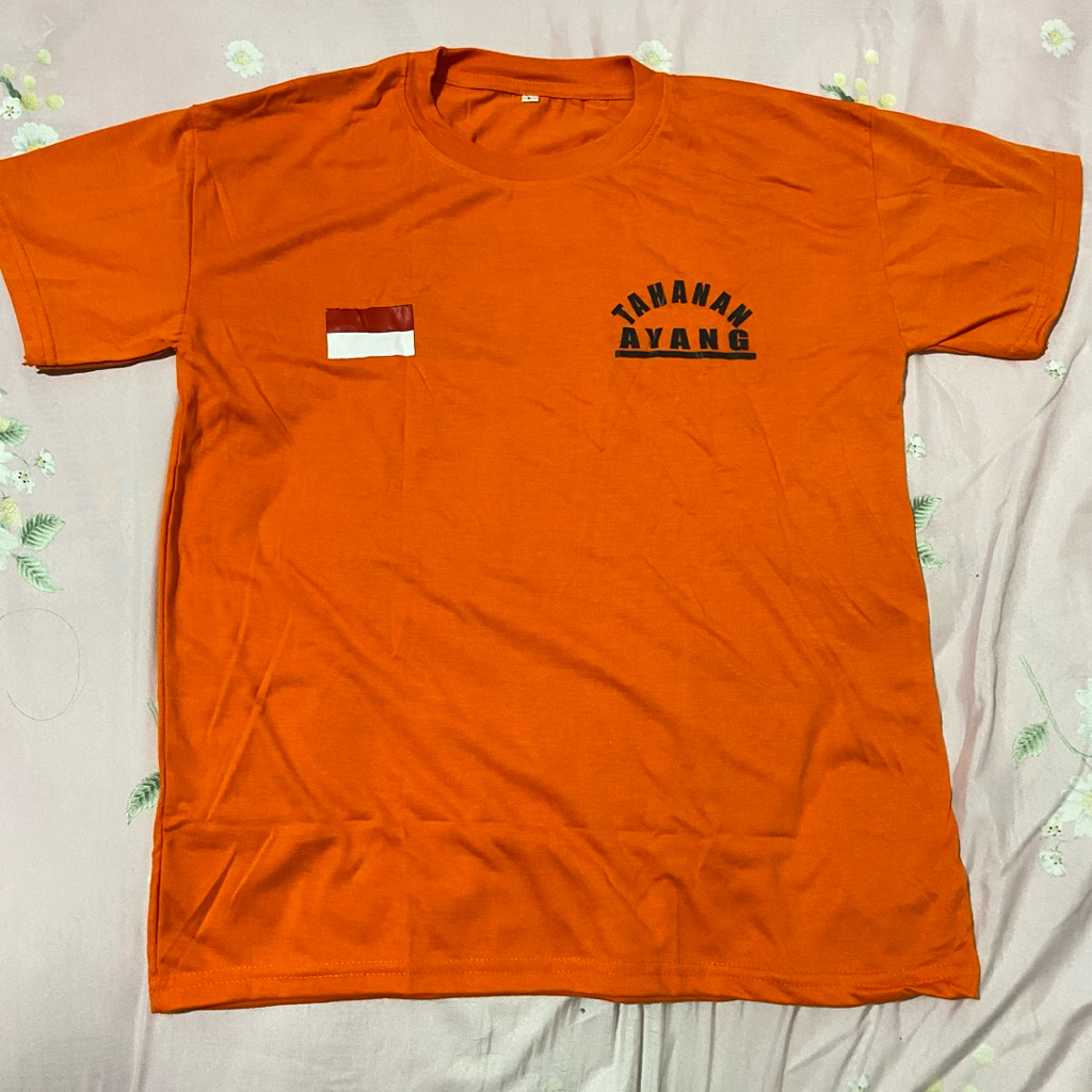 Baju Kaos Tahanan Ayang (Preloved)