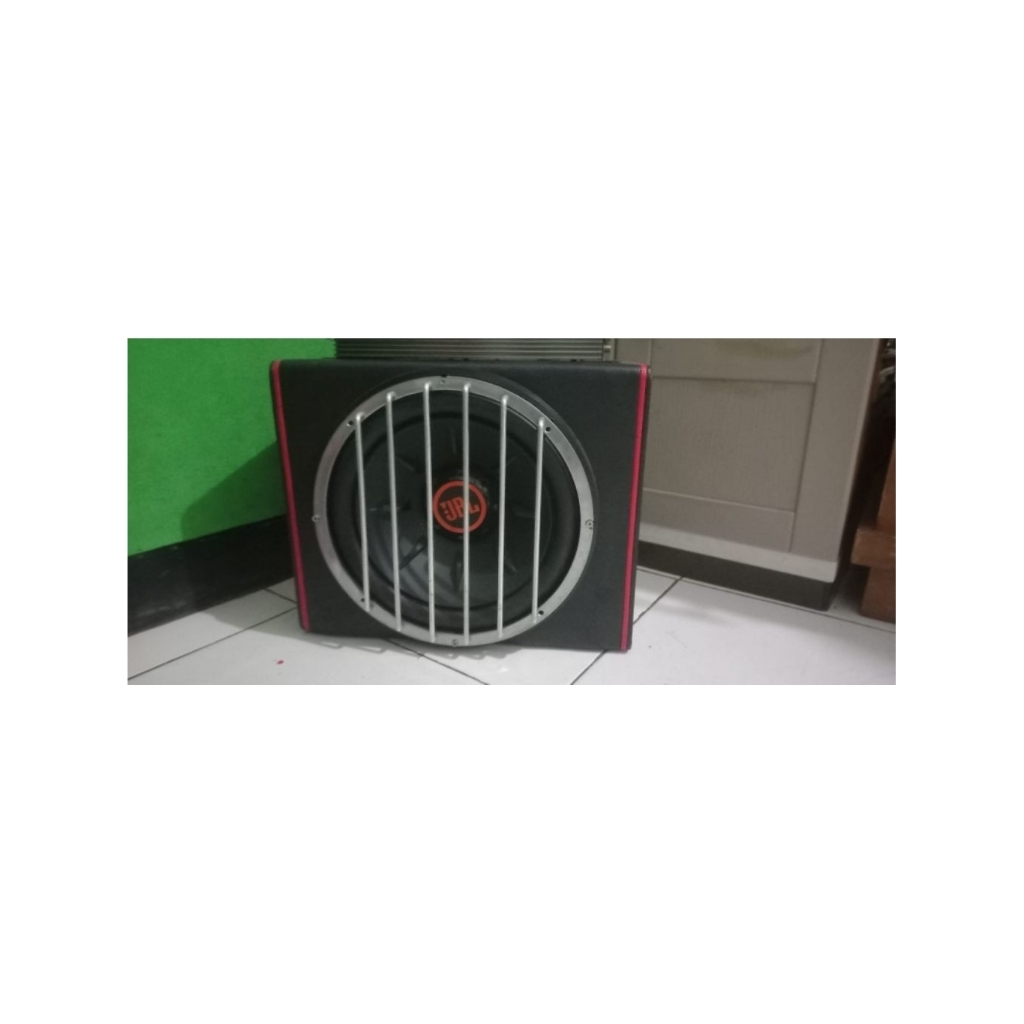 subwoofer mobil JBL 12 inci
