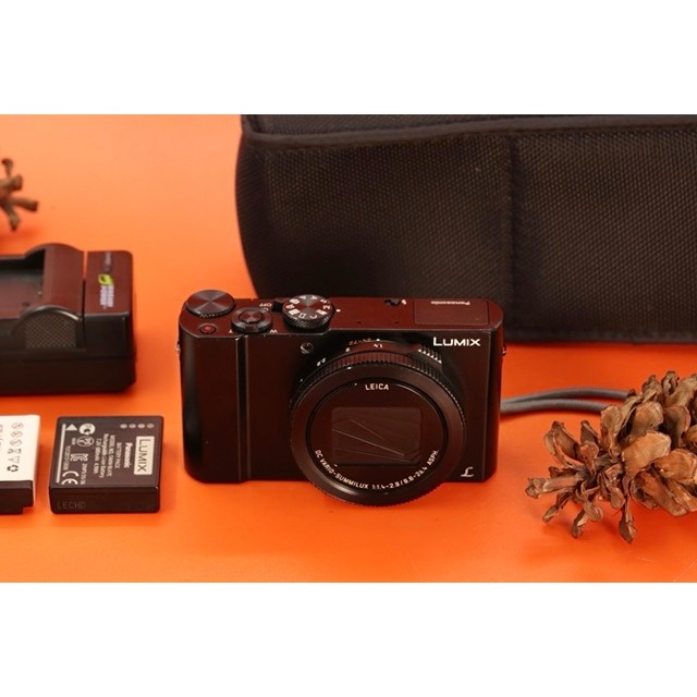 Panasonic DMC-LX10 Kamera Digital Pocket 20MP dengan POWER O.I.S.