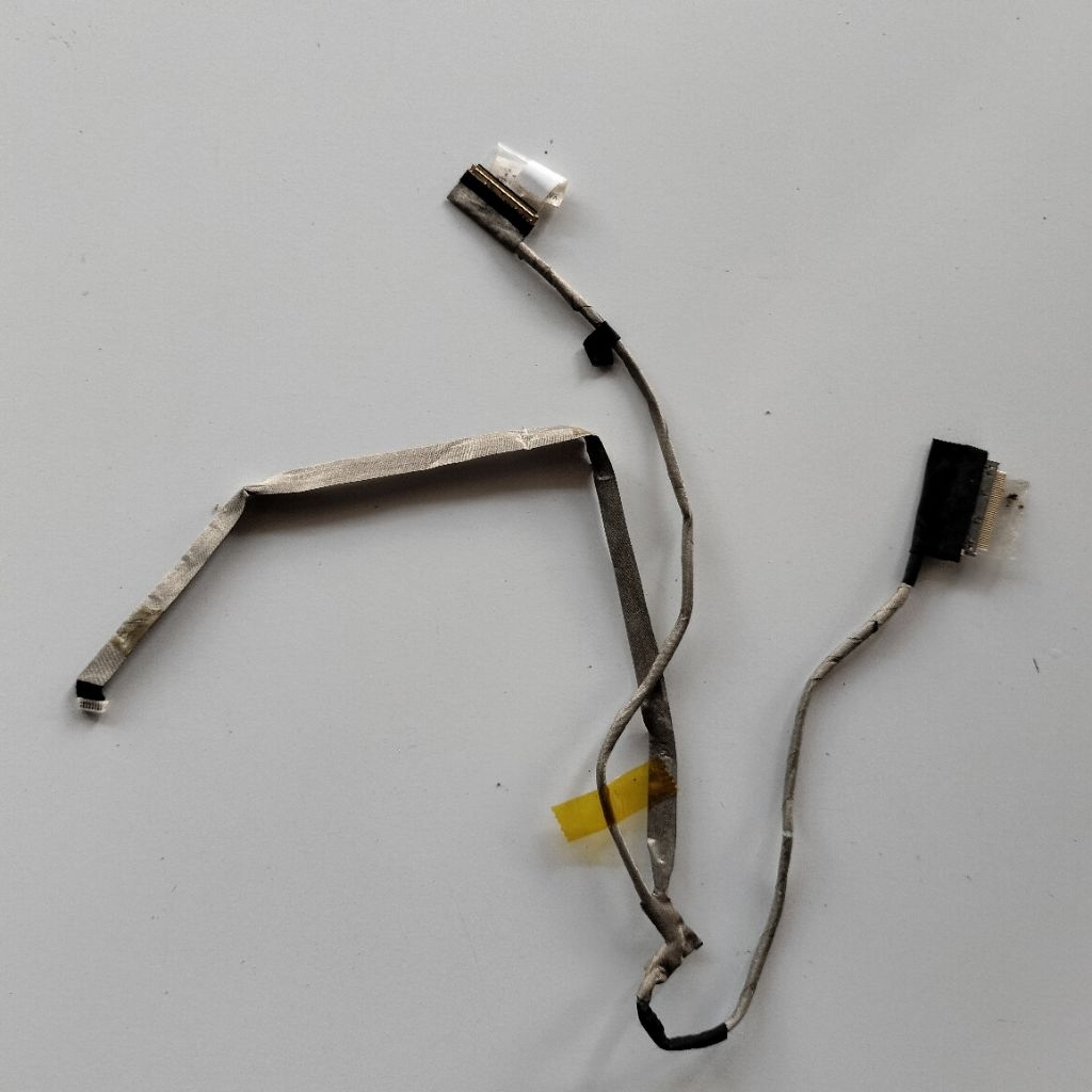 fleksibel layar laptop dell Inspiron 15 3537