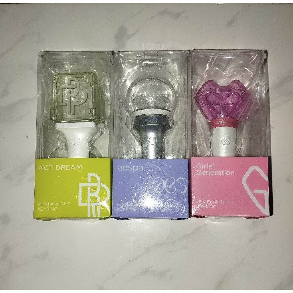 [READY STOCK] MINI FANLIGHT KEYRING OFFICIAL NCT AESPA SNSD
