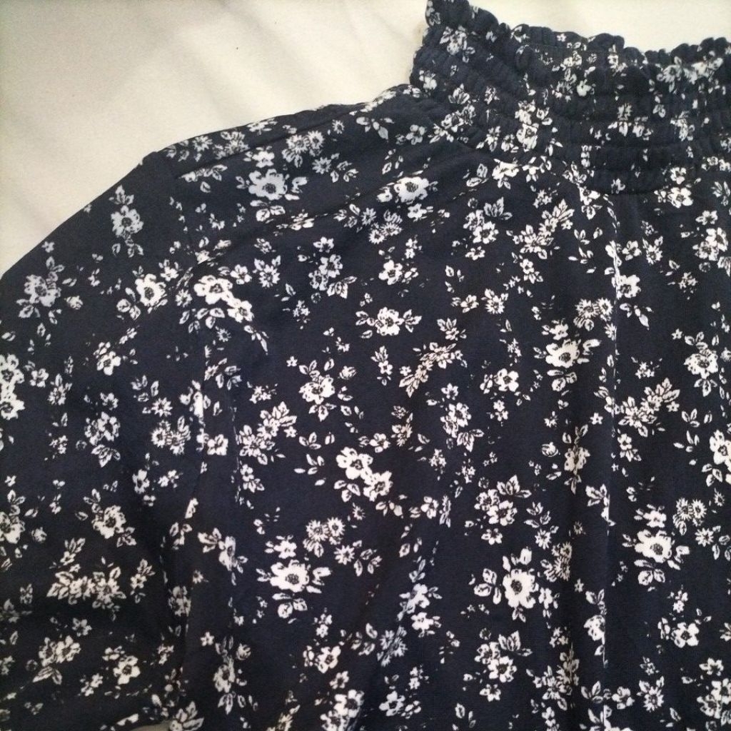 PRELOVED - TURTLENECK