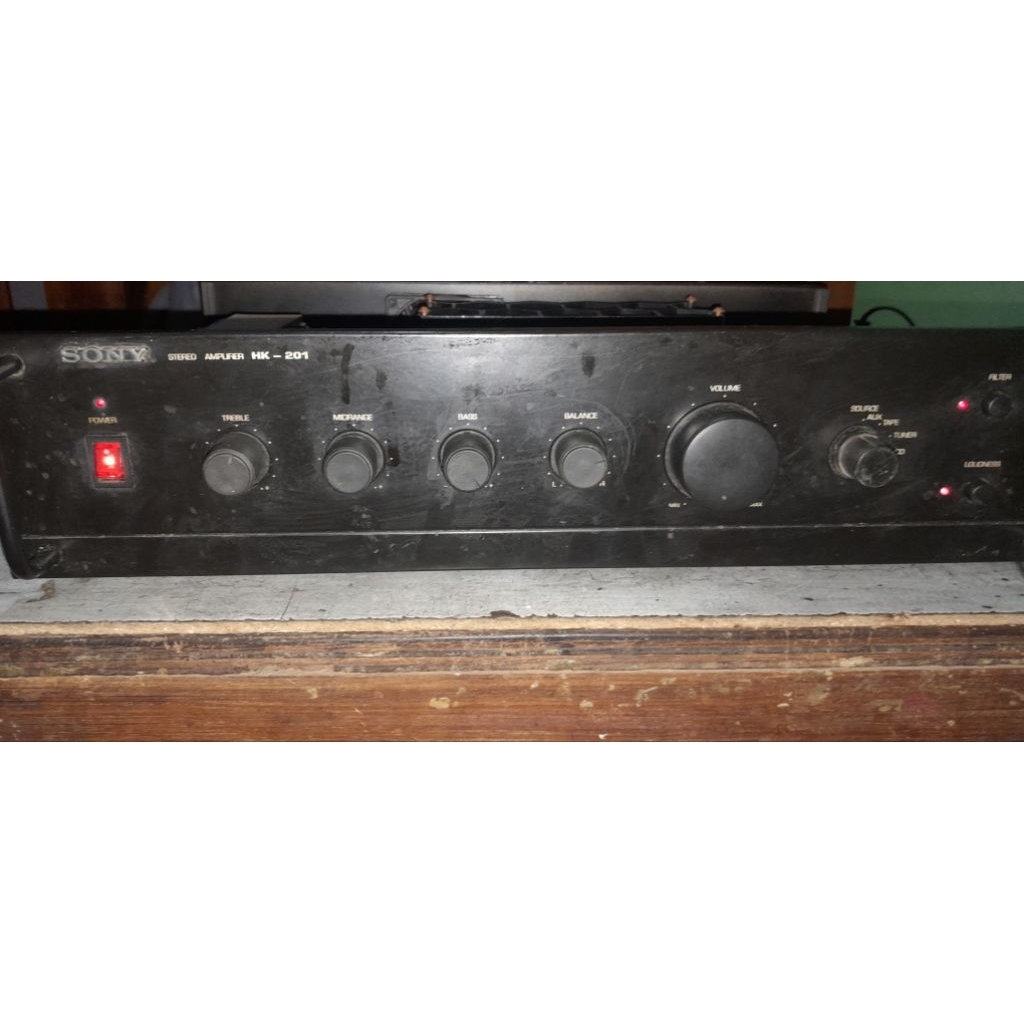 Amplifier rakitan
