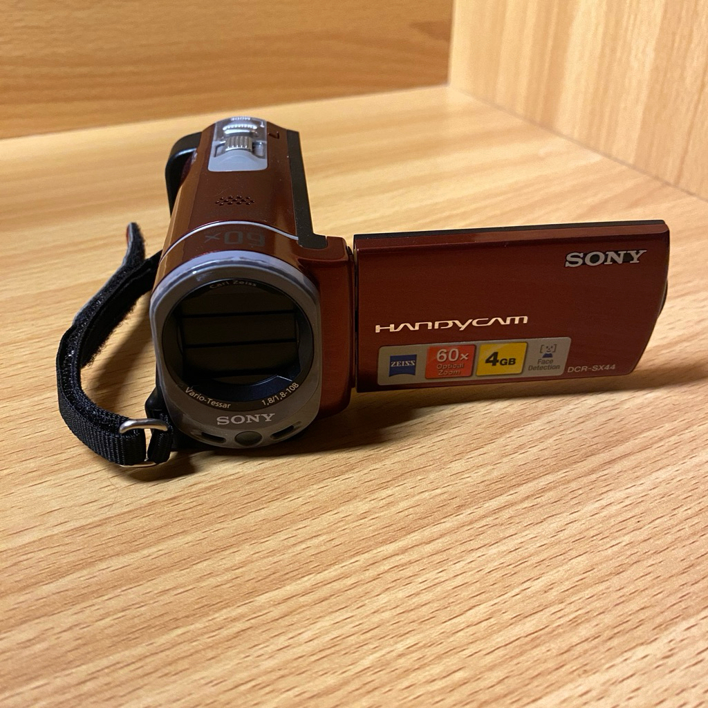 Sony Handycam DCR-SX44 (Maroon) - Second/Bekas Terawat