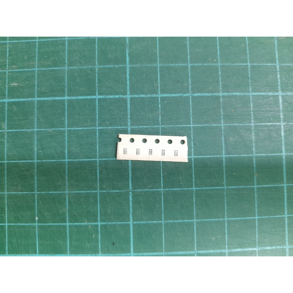 Capasitor SMD 47 PF (KECIL)