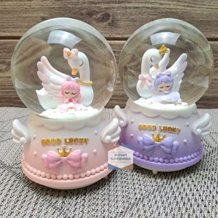 Kotak Musik Snowball Mermaid Bola Kaca Kristal Salju Snowglobe Waterball Lampu