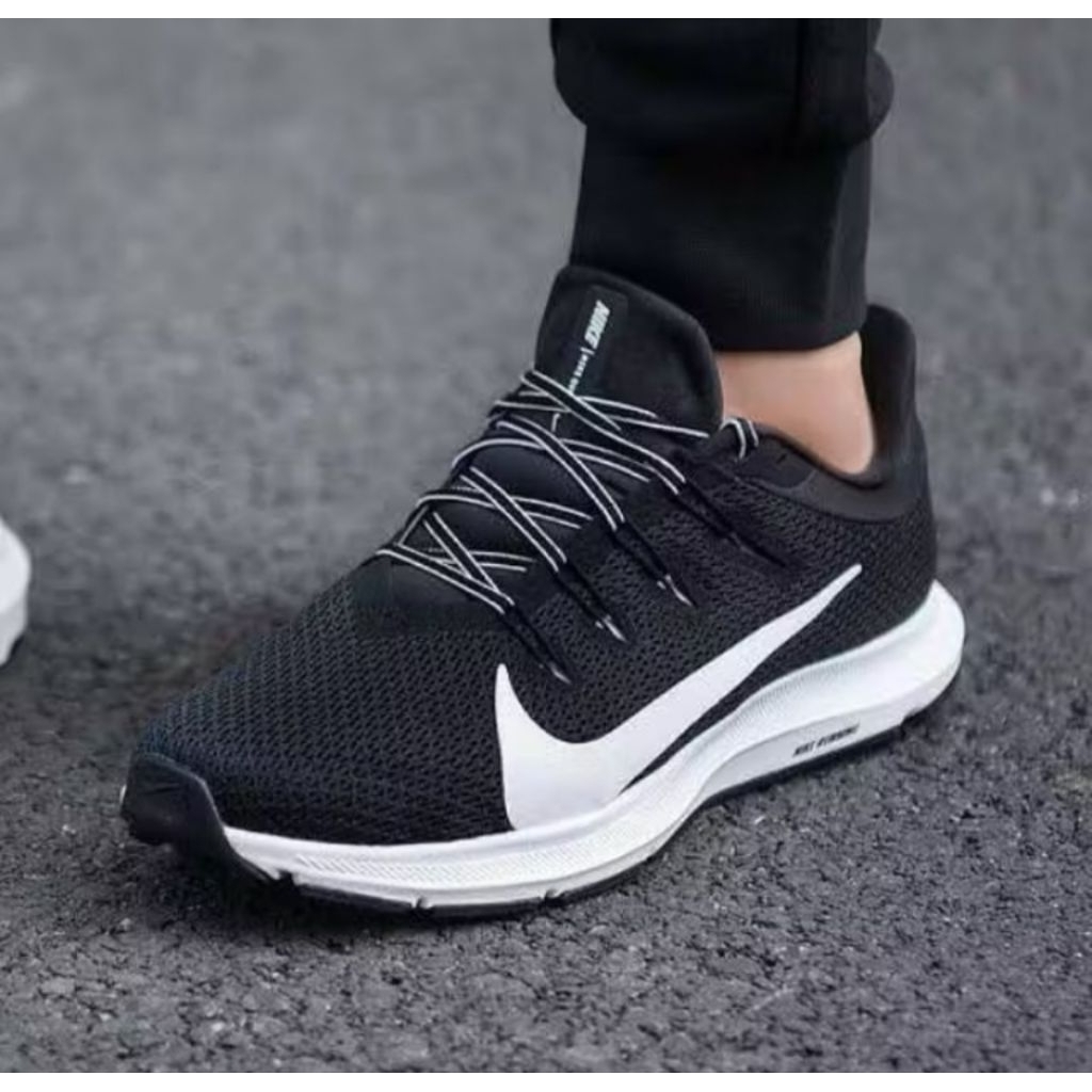 Nike Quest 2 Size 42.5