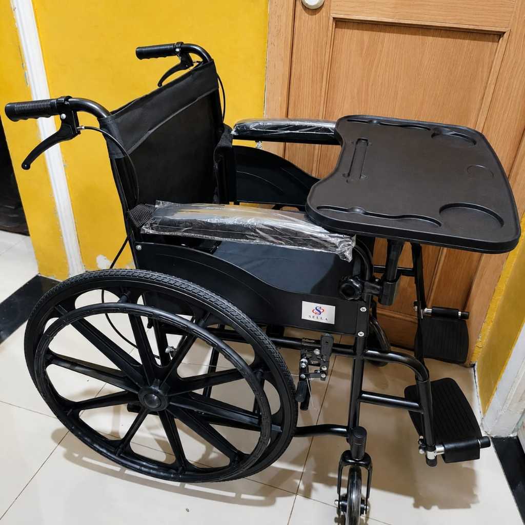 kursi roda standar rumah sakit