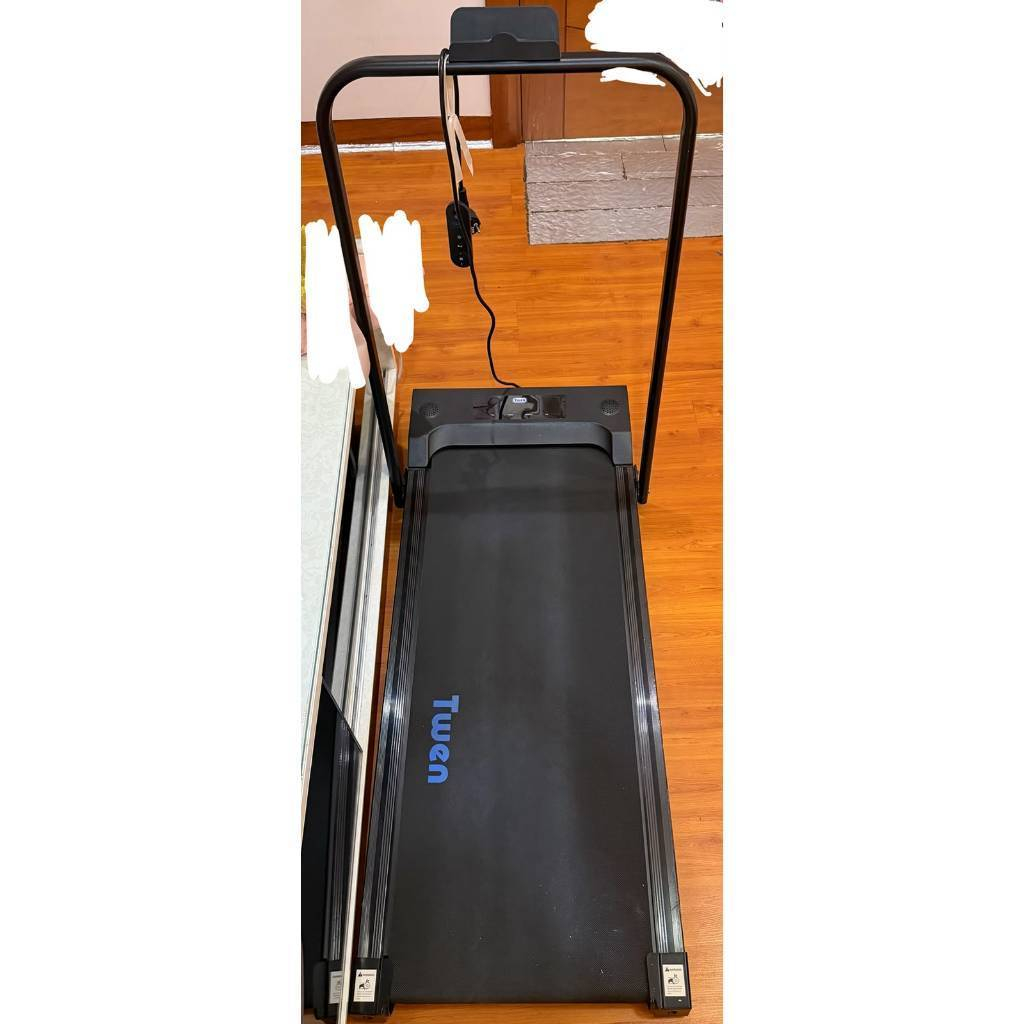 PRELOVED SECOND remote controlled walking pad treadmill exercise jog run Twen RP7 Running Pad Electr