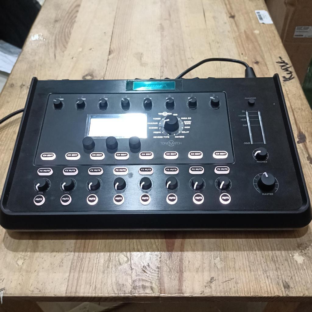 BOSE T8S ToneMatch Mixer second