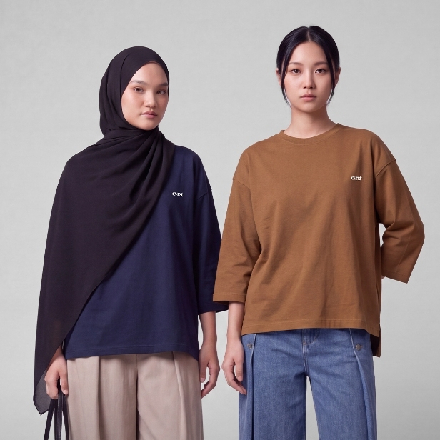 Akari Tshirt Oversize High-Low Premium | Atasan Wanita Cotton 24s