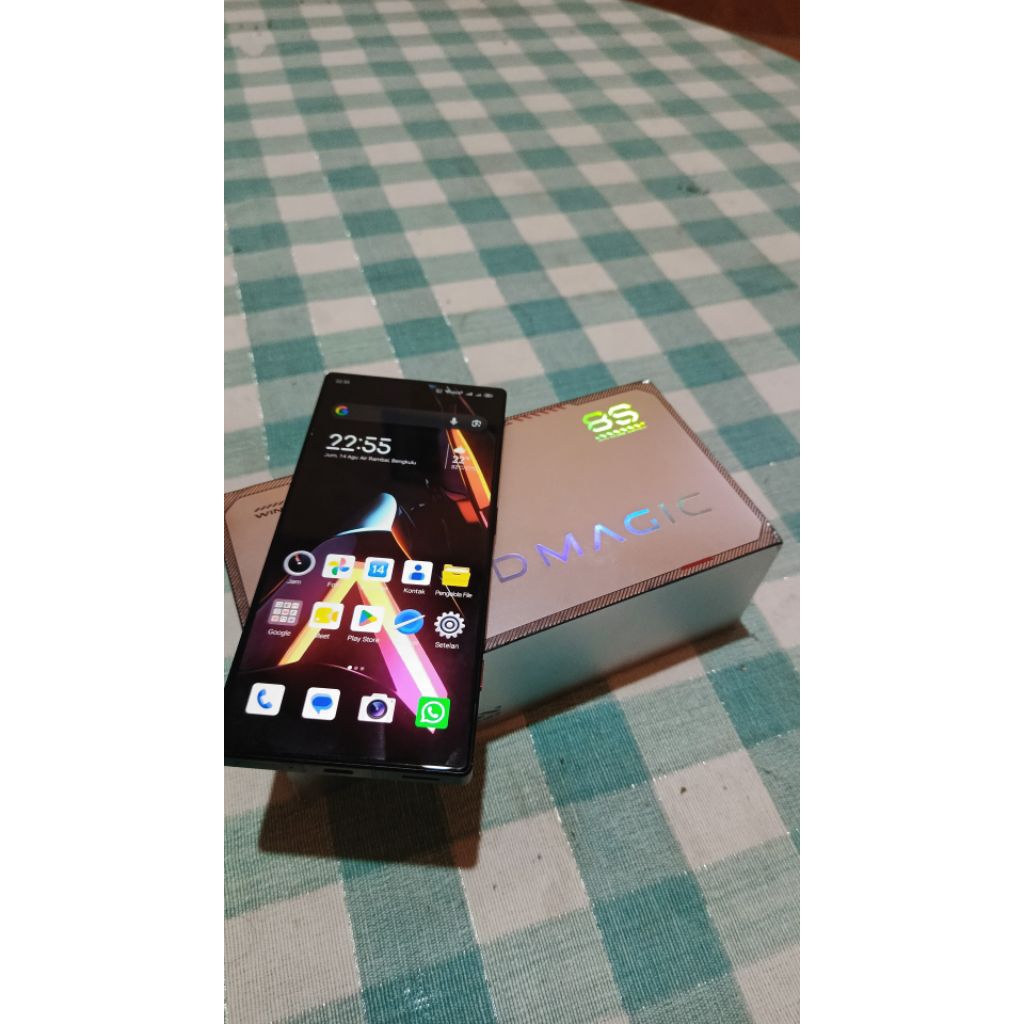 Red Magic 8s Pro