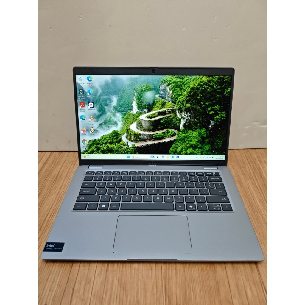 Dell Latitude 5450 – Intel Core Ultra 5 135U | RAM 32GB | SSD 512GB | Intel Arc Graphics