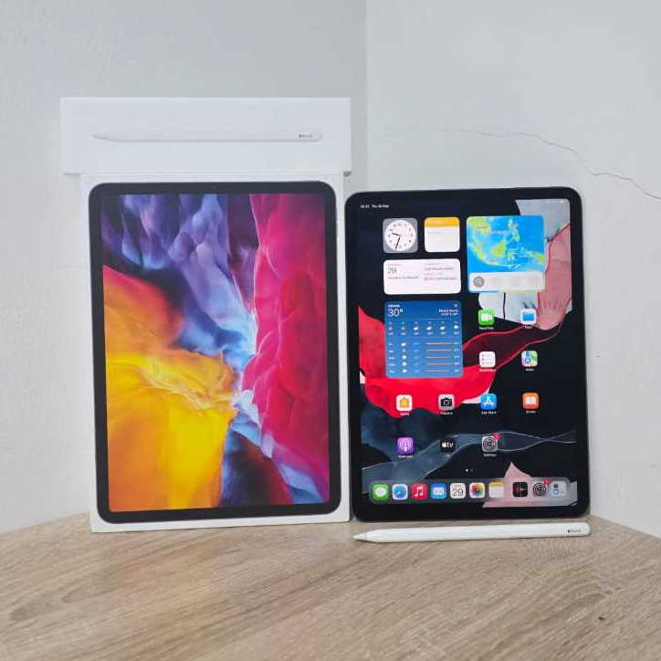 iPad Pro 11 2020 2nd Gen 256GB 256 GB Wifi Only + Apple Pencil 11"