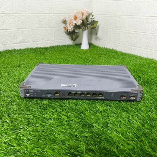 JUNIPER SRX300 Firewall Services Gateway