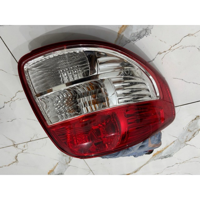 stoplamp suzuki sx4