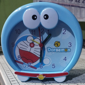 Jam Weker Alarm Kring Doraemon Jam Meja Anak / Jam Beker Alarm Doraemon