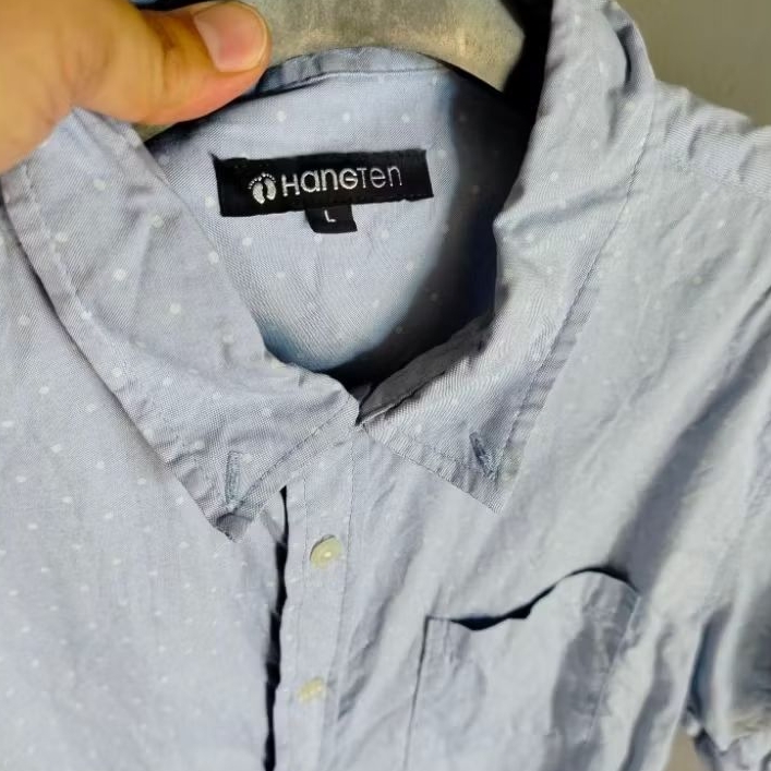 kemeja pria SIZE L lengan pendek hangten