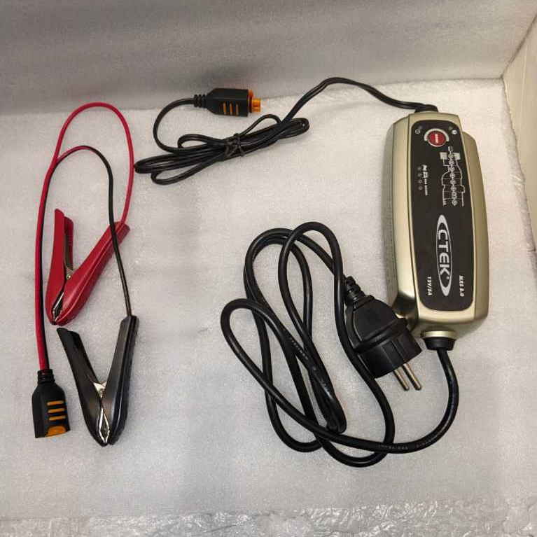 CTEK MXS 5.0 MXS 5 Alat Charger Ex Display Pameran