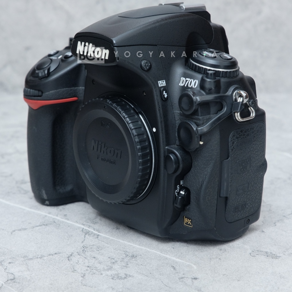 Nikon D700 BODY ONLY kode 0813H26