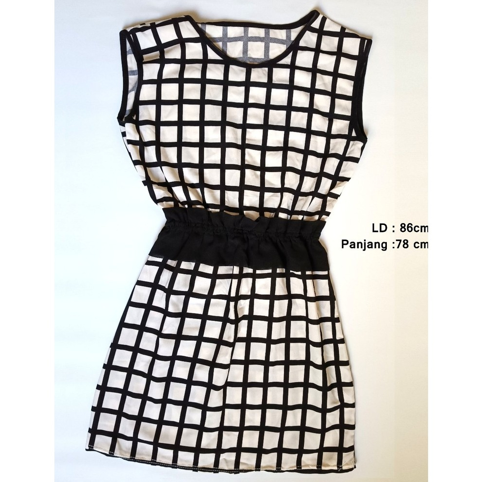 Gingham Korean Japanese Visual Kei Style gothic dress