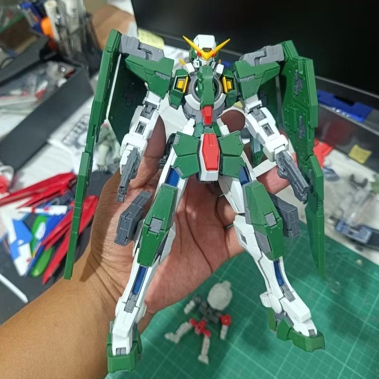 MG 1/100 Dynamise Gundam 2nd