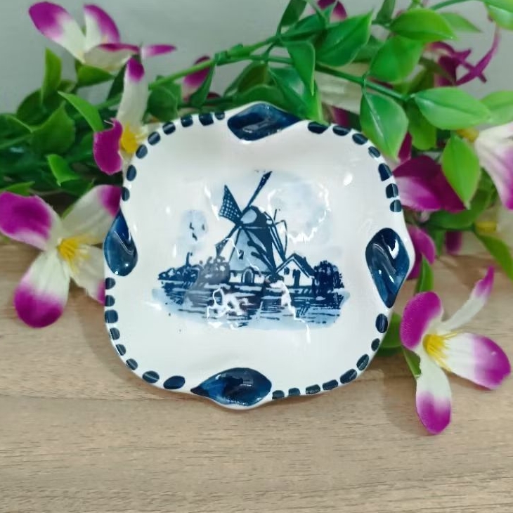 Miniatur Asbak Porcelain Delft Holland