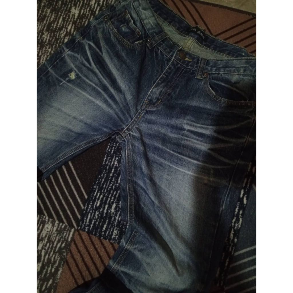 jeans fading