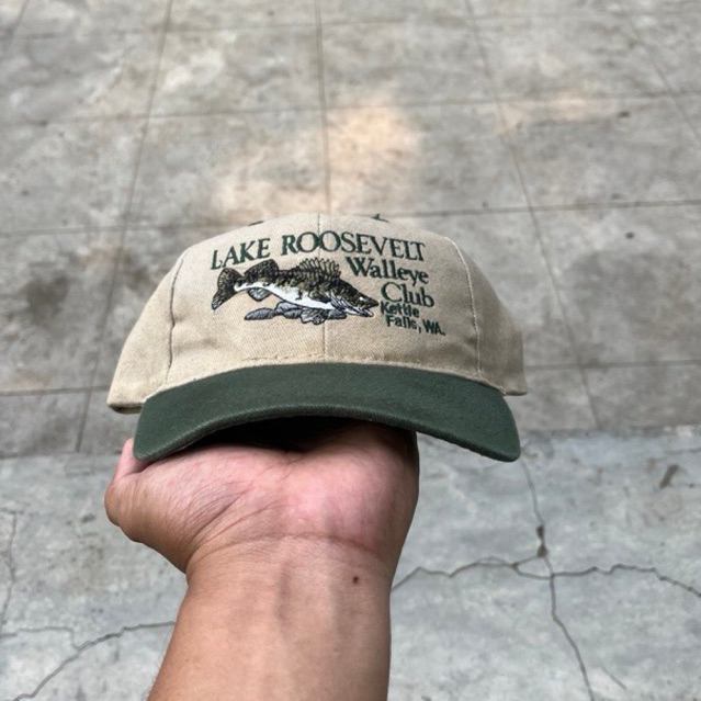 Vintage Fishing Hat Lake Roosevelt Walleye Club Kettle Falls, Washington Two Tone Adjustable