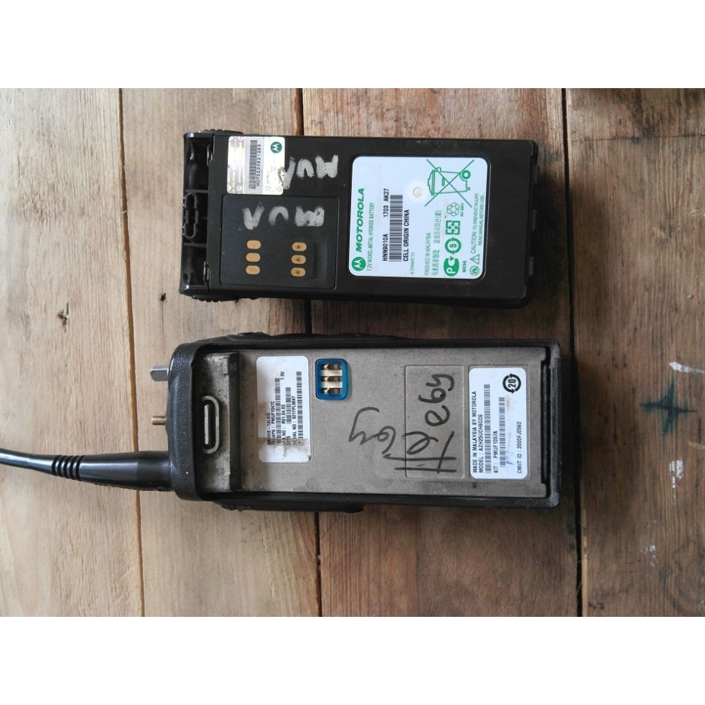 HT RADIO MOTOROLA ats 2500