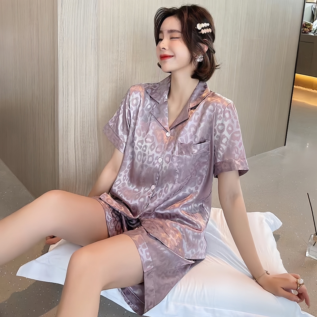 2026 Versi Korea Baru dari Sutra Ice Short -Lleeved+Celana Pendek/Piyama/Bisa Mengenakan Pakaian Rum