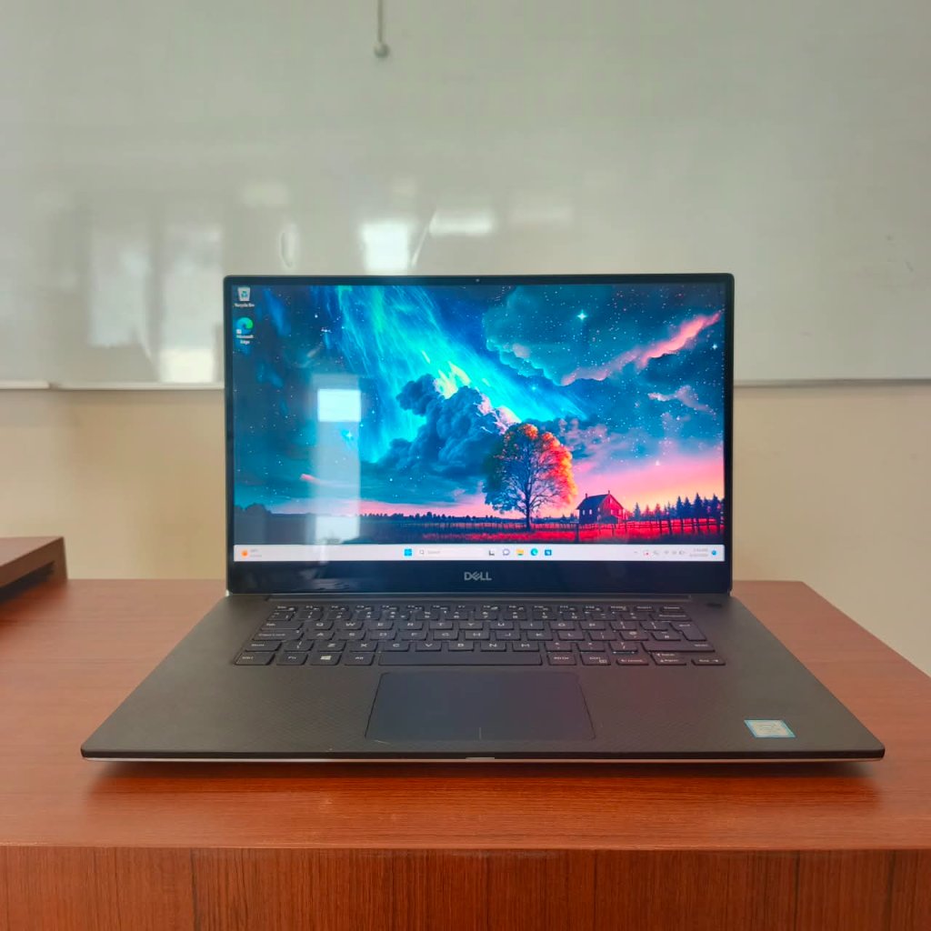 Dell Precision 5540, Core i9-9800H, Ram 16/512Gb, #Nvidia Quadro T2000 4Gb, #Touchscreen, #Backlight