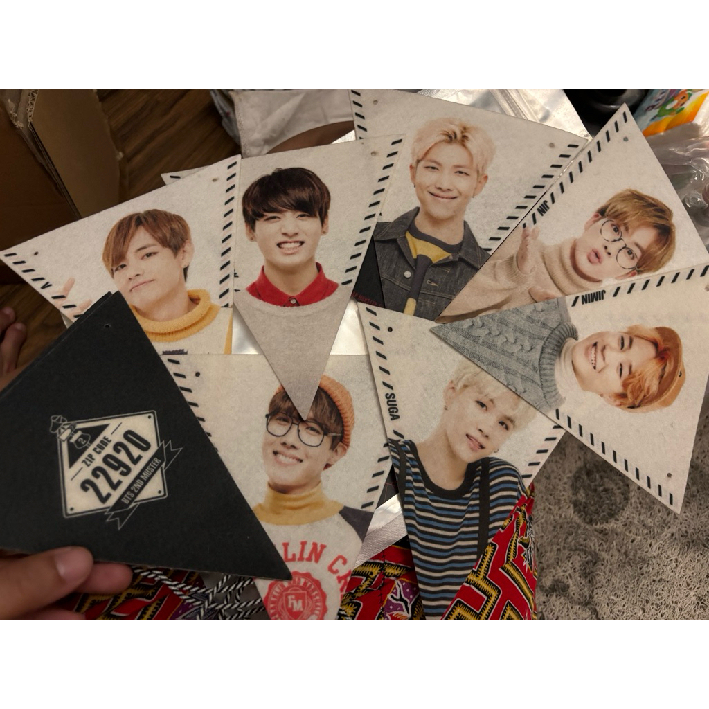 BTS Garland 2nd Muster preloved minus condition
