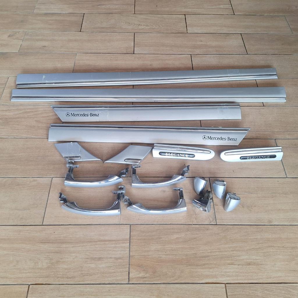 Lis Moulding Pintu Mercedes Benz W203 ELEGANCE Original