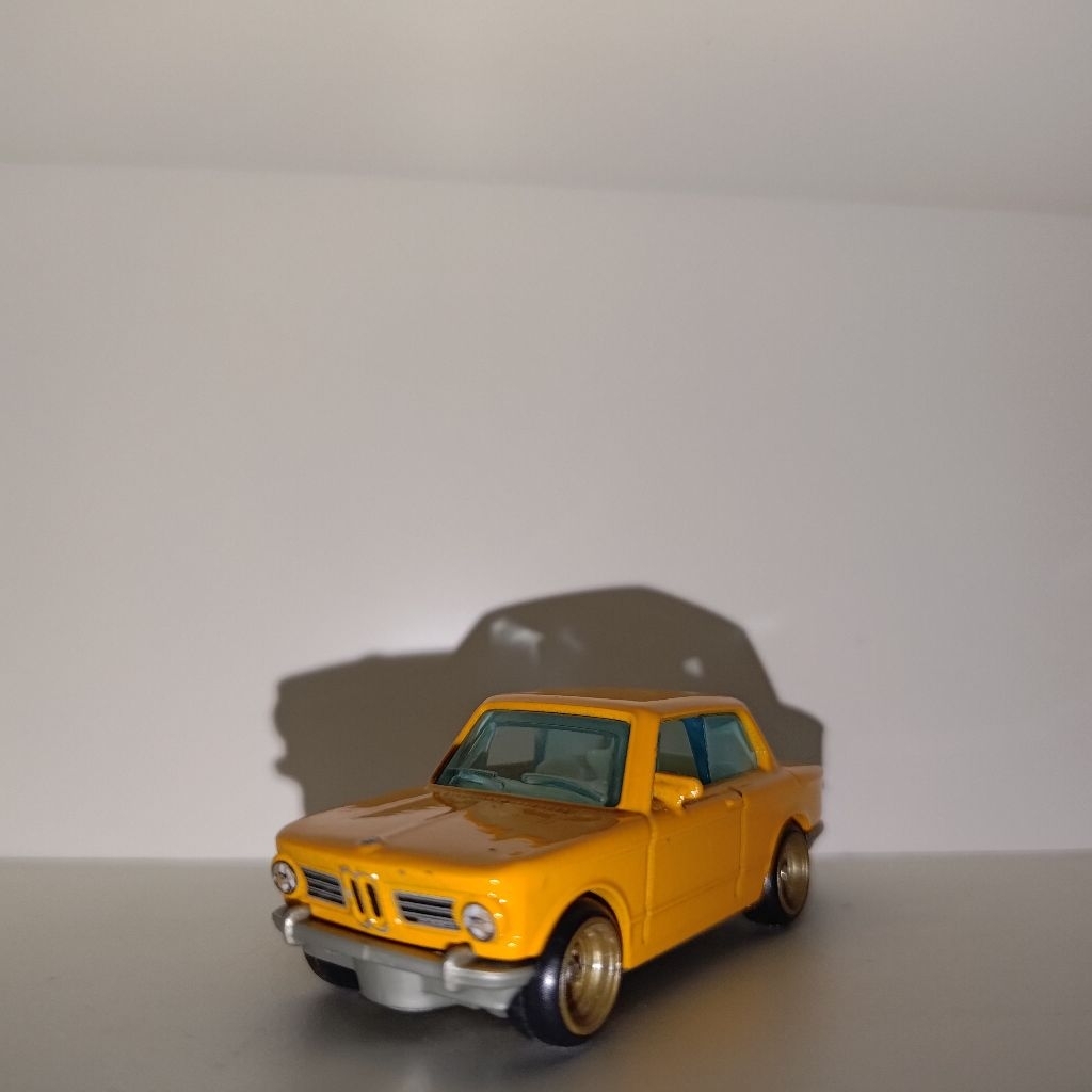 Matchbox BMW 2002 Unrivet Ban Kret