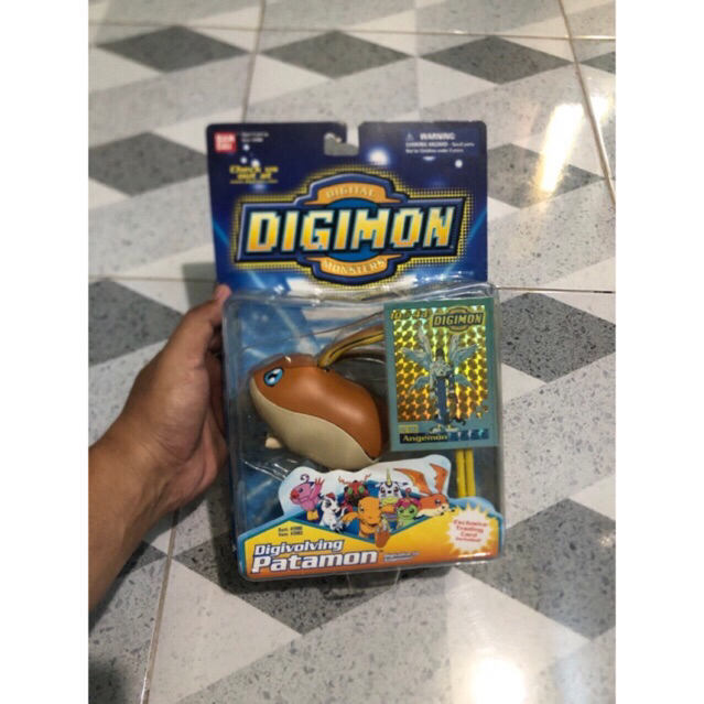 Mainan jadul digimon digivolving patamon to angemon