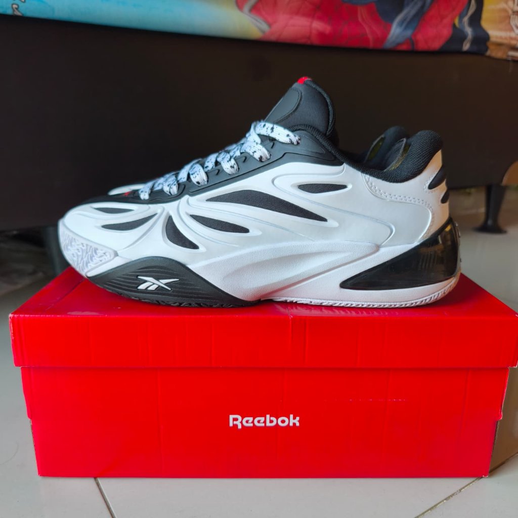 Reebok Angel Reese 1 'Receipts Ready' US 9 / EU 42