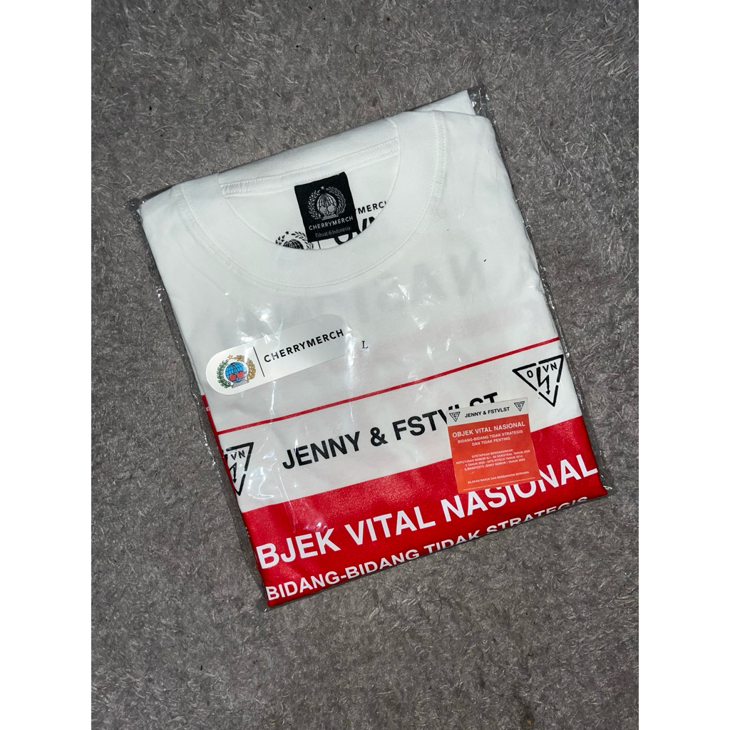 Cherrymerch Jenny & Fstvlst Objek Vital Nasional Longsleeve