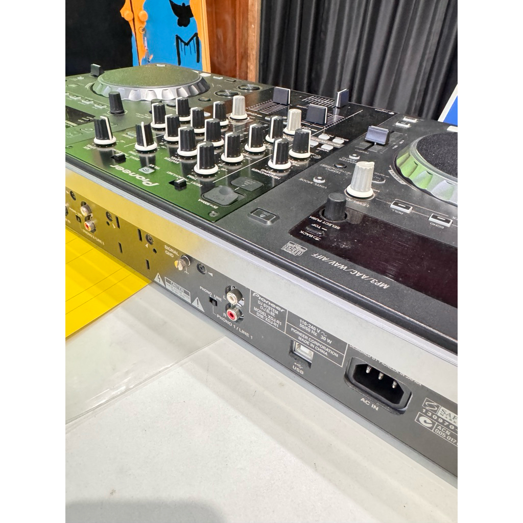 Pioneer XDJ R1 second