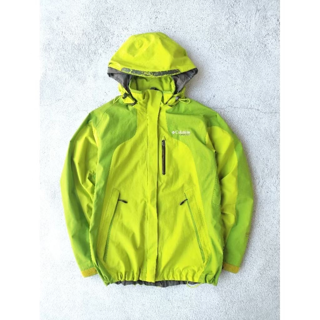 Jakett Columbia Titanium Gorpcore Goretex