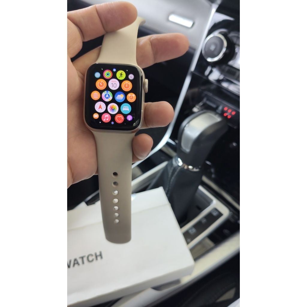 Apple  watch se gen 2