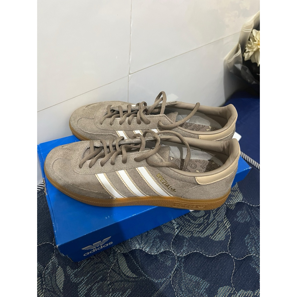 sepatu adidas spezial