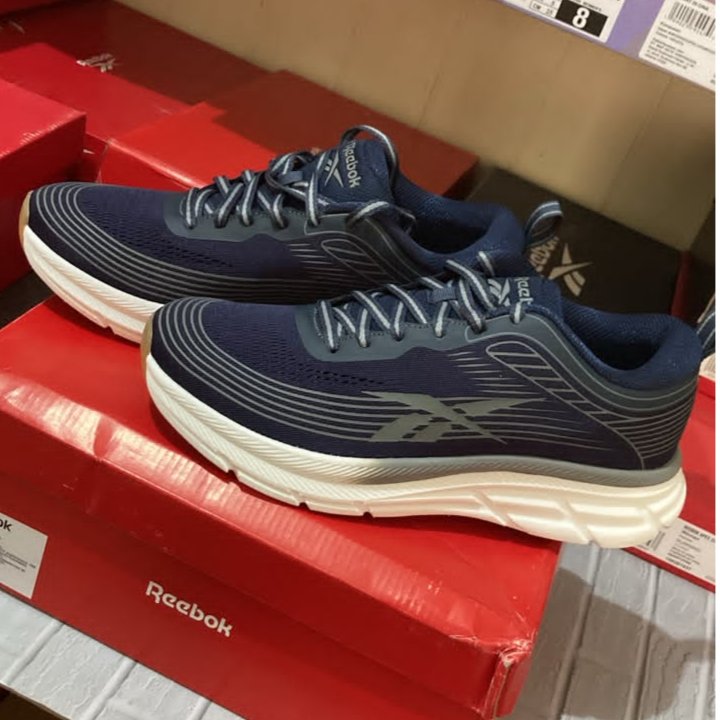 Sepatu reebook running 41 dan 42