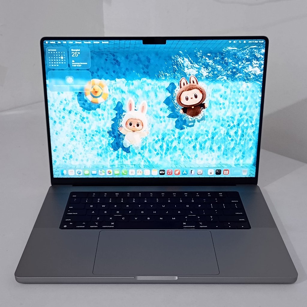 MacBook Pro 16" 2021 —  M1 PRO / 16GB / 512GB
