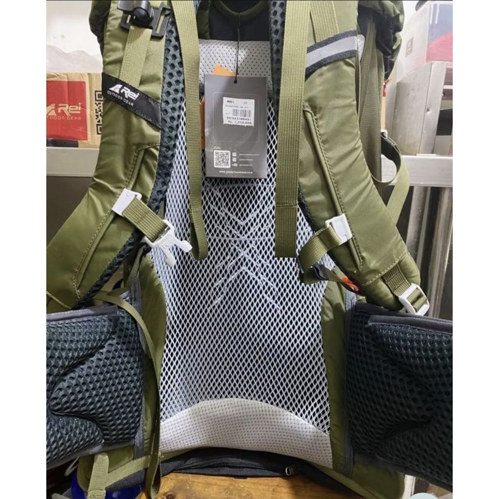 arei cartenz 60l warna grenn army
